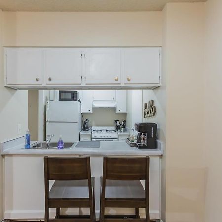 Affordable Downtown Memphis Apartment W Views Exterior photo